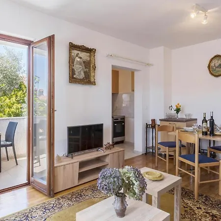 1 Bedroom Beautiful In 公寓 *
